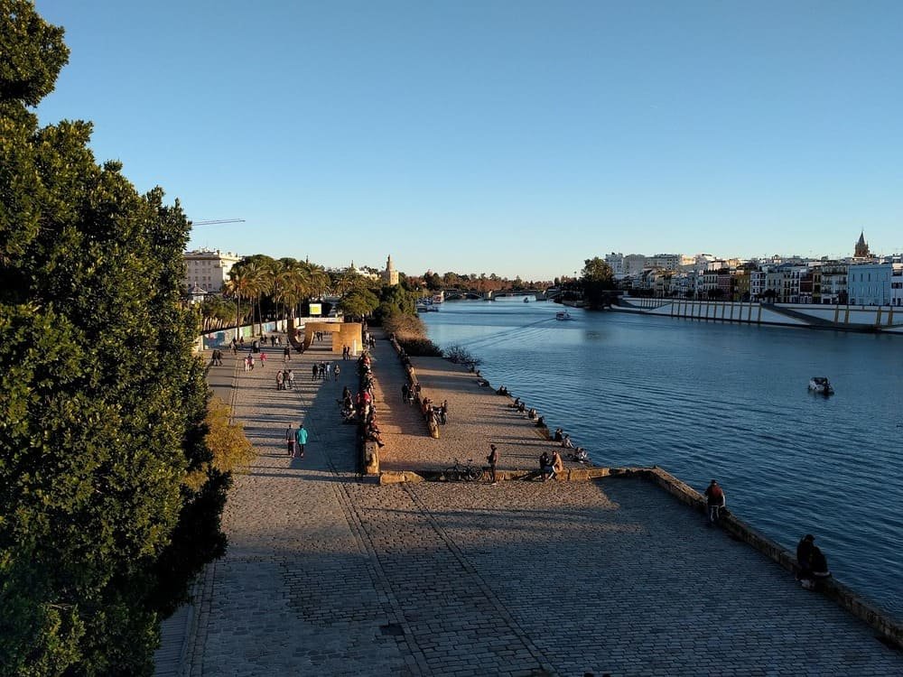 paseo ribera del guadalquivir