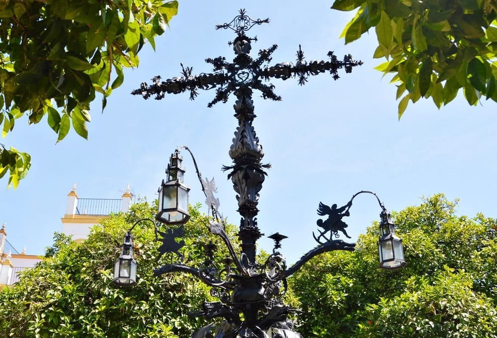 Cruz de las Sierpes