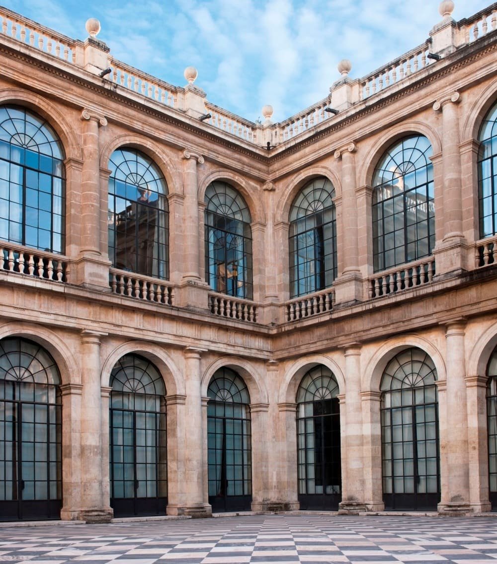 Patio del archivo de indias